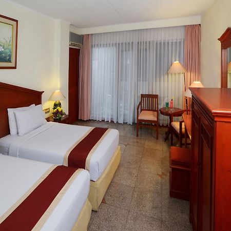 The Jayakarta Suites Bandung Restoran fotoğraf