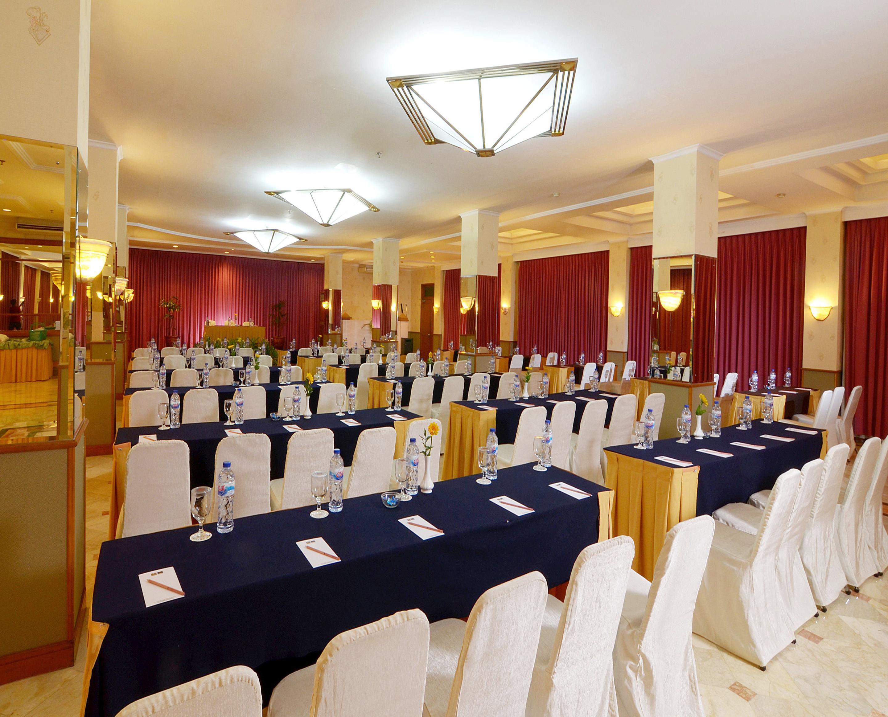 The Jayakarta Suites Bandung Dış mekan fotoğraf