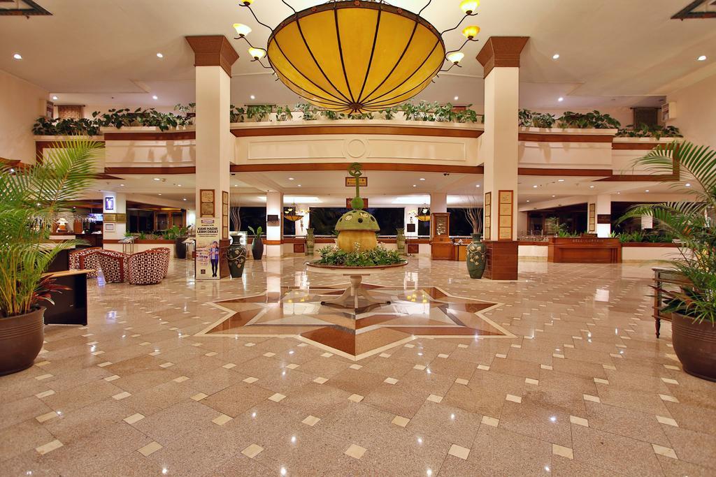The Jayakarta Suites Bandung Dış mekan fotoğraf