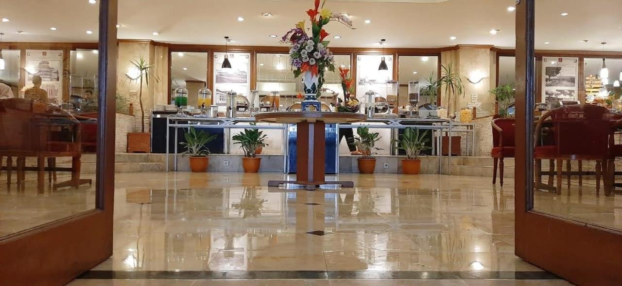 The Jayakarta Suites Bandung Dış mekan fotoğraf